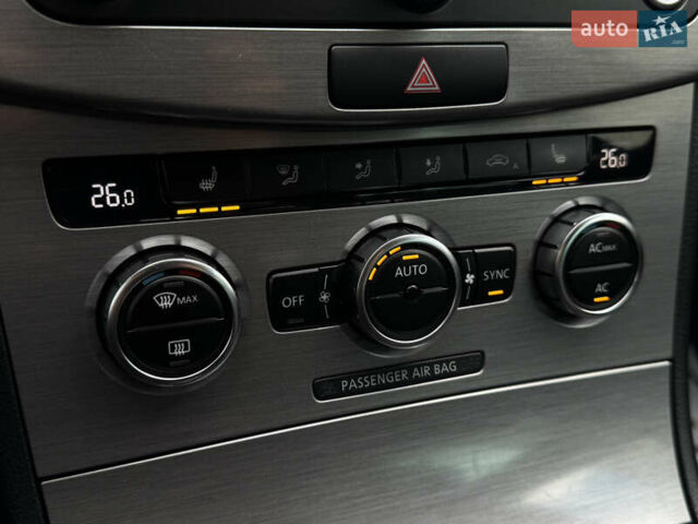 Чорний Фольксваген Пассат, об'ємом двигуна 2 л та пробігом 231 тис. км за 12500 $, фото 56 на Automoto.ua