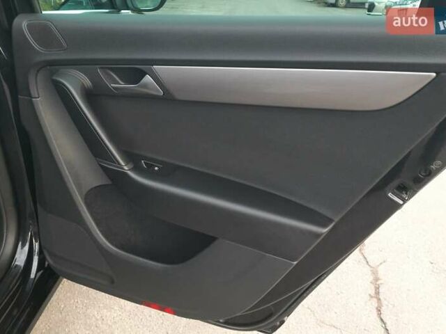 Черный Фольксваген Пассат, объемом двигателя 1.8 л и пробегом 165 тыс. км за 10799 $, фото 46 на Automoto.ua