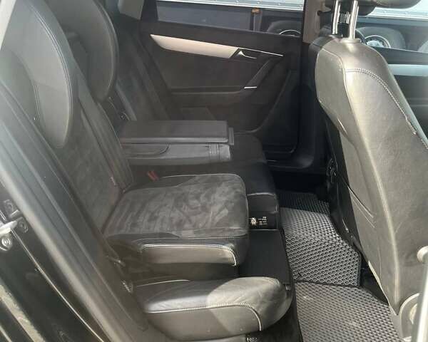 Черный Фольксваген Пассат, объемом двигателя 2 л и пробегом 297 тыс. км за 13000 $, фото 15 на Automoto.ua