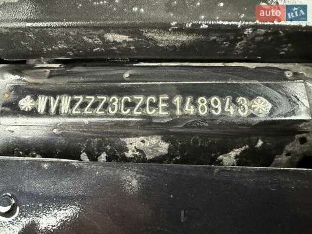 Черный Фольксваген Пассат, объемом двигателя 1.97 л и пробегом 305 тыс. км за 9500 $, фото 22 на Automoto.ua