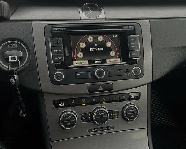 Черный Фольксваген Пассат, объемом двигателя 1.6 л и пробегом 279 тыс. км за 8500 $, фото 16 на Automoto.ua