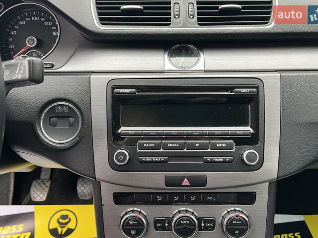 Черный Фольксваген Пассат, объемом двигателя 1.97 л и пробегом 250 тыс. км за 10000 $, фото 13 на Automoto.ua