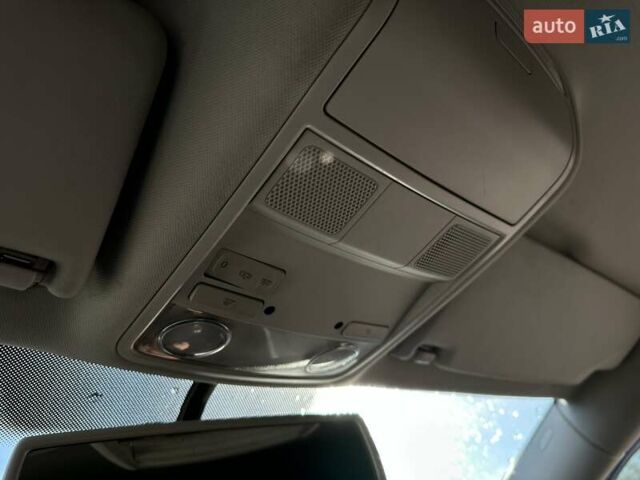 Черный Фольксваген Пассат, объемом двигателя 1.8 л и пробегом 280 тыс. км за 9300 $, фото 41 на Automoto.ua