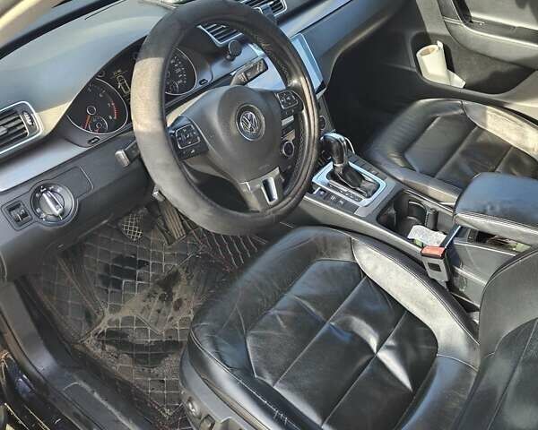 Черный Фольксваген Пассат, объемом двигателя 1.39 л и пробегом 300 тыс. км за 8000 $, фото 3 на Automoto.ua