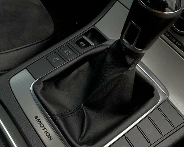 Чорний Фольксваген Пассат, об'ємом двигуна 2 л та пробігом 287 тис. км за 12500 $, фото 32 на Automoto.ua