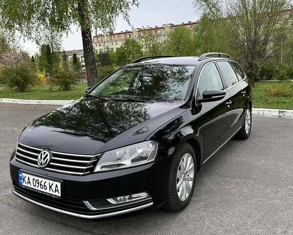 Черный Фольксваген Пассат, объемом двигателя 1.4 л и пробегом 280 тыс. км за 10000 $, фото 1 на Automoto.ua