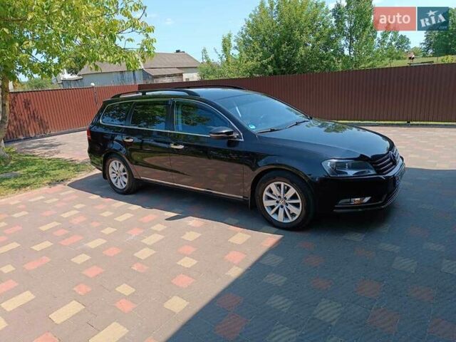 Черный Фольксваген Пассат, объемом двигателя 2 л и пробегом 250 тыс. км за 12000 $, фото 1 на Automoto.ua