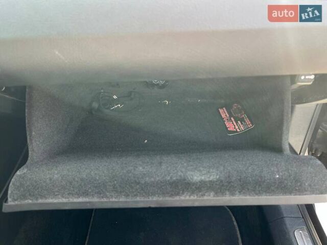 Чорний Фольксваген Пассат, об'ємом двигуна 1.97 л та пробігом 294 тис. км за 13000 $, фото 40 на Automoto.ua