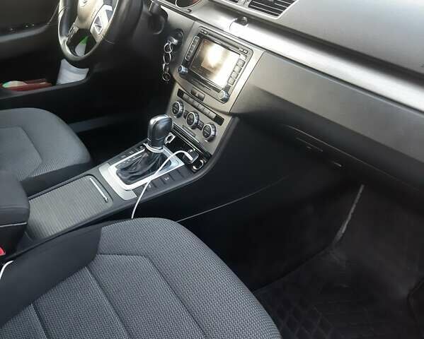 Черный Фольксваген Пассат, объемом двигателя 2 л и пробегом 212 тыс. км за 12000 $, фото 24 на Automoto.ua