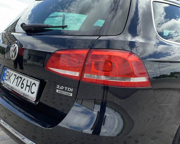 Чорний Фольксваген Пассат, об'ємом двигуна 2 л та пробігом 287 тис. км за 12500 $, фото 17 на Automoto.ua