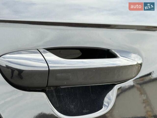 Черный Фольксваген Пассат, объемом двигателя 2 л и пробегом 265 тыс. км за 13500 $, фото 37 на Automoto.ua