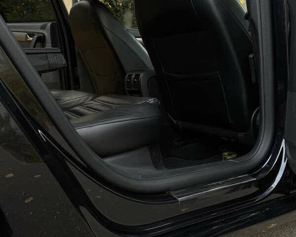 Чорний Фольксваген Пассат, об'ємом двигуна 1.97 л та пробігом 336 тис. км за 11000 $, фото 8 на Automoto.ua