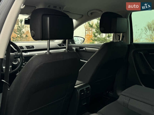 Чорний Фольксваген Пассат, об'ємом двигуна 2 л та пробігом 231 тис. км за 12500 $, фото 17 на Automoto.ua