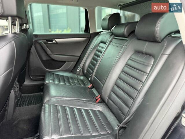 Черный Фольксваген Пассат, объемом двигателя 1.97 л и пробегом 290 тыс. км за 12550 $, фото 8 на Automoto.ua