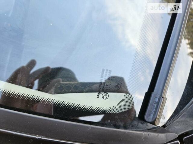 Черный Фольксваген Пассат, объемом двигателя 2 л и пробегом 289 тыс. км за 13700 $, фото 123 на Automoto.ua