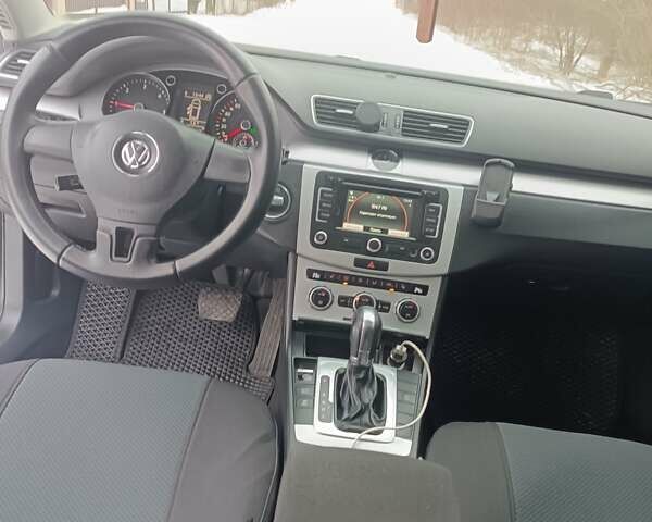 Чорний Фольксваген Пассат, об'ємом двигуна 1.97 л та пробігом 320 тис. км за 9300 $, фото 12 на Automoto.ua