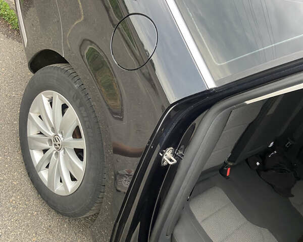 Чорний Фольксваген Пассат, об'ємом двигуна 1.97 л та пробігом 230 тис. км за 12400 $, фото 9 на Automoto.ua