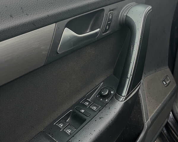 Черный Фольксваген Пассат, объемом двигателя 1.6 л и пробегом 279 тыс. км за 8500 $, фото 15 на Automoto.ua