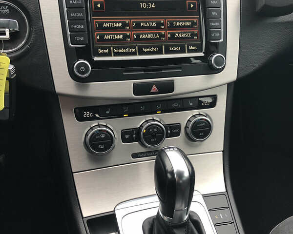 Чорний Фольксваген Пассат, об'ємом двигуна 2 л та пробігом 224 тис. км за 12500 $, фото 23 на Automoto.ua