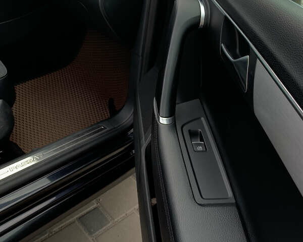 Чорний Фольксваген Пассат, об'ємом двигуна 2 л та пробігом 287 тис. км за 12500 $, фото 28 на Automoto.ua