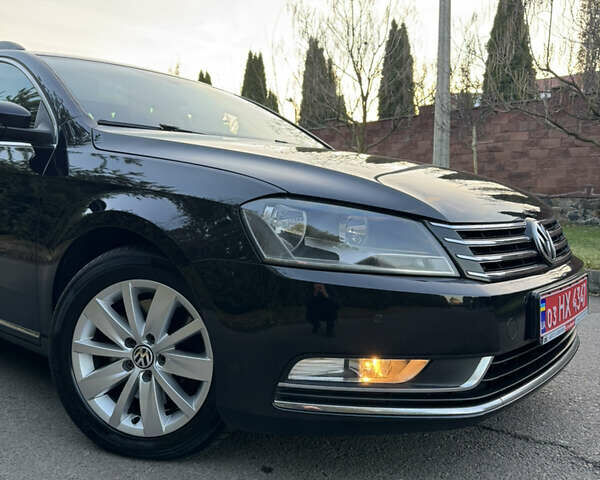 Чорний Фольксваген Пассат, об'ємом двигуна 2 л та пробігом 244 тис. км за 12750 $, фото 9 на Automoto.ua