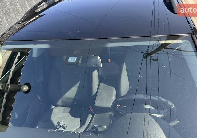 Черный Фольксваген Пассат, объемом двигателя 1.97 л и пробегом 379 тыс. км за 10300 $, фото 43 на Automoto.ua