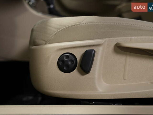 Чорний Фольксваген Пассат, об'ємом двигуна 0 л та пробігом 278 тис. км за 12500 $, фото 22 на Automoto.ua