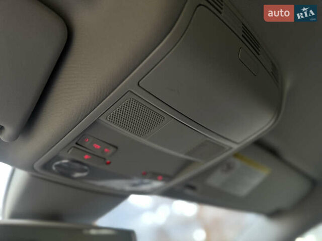 Черный Фольксваген Пассат, объемом двигателя 1.6 л и пробегом 213 тыс. км за 11900 $, фото 70 на Automoto.ua