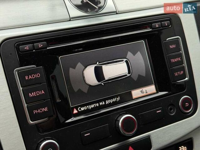 Чорний Фольксваген Пассат, об'ємом двигуна 2 л та пробігом 283 тис. км за 11300 $, фото 56 на Automoto.ua