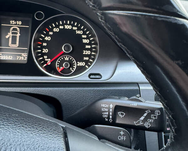 Черный Фольксваген Пассат, объемом двигателя 1.97 л и пробегом 300 тыс. км за 11800 $, фото 13 на Automoto.ua