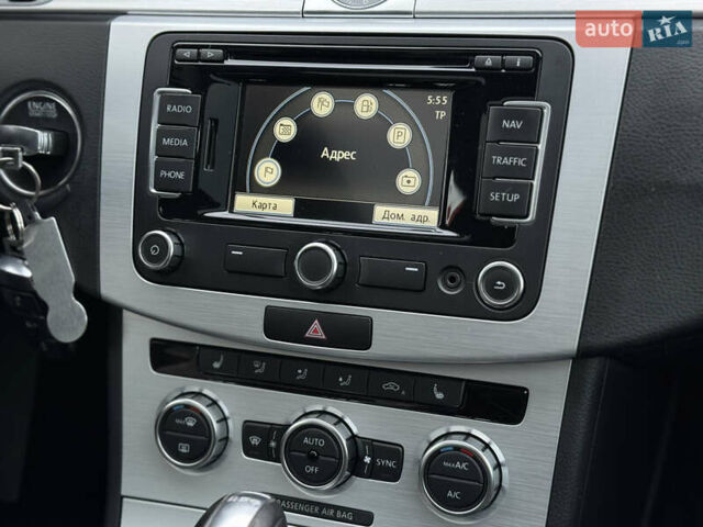 Чорний Фольксваген Пассат, об'ємом двигуна 2 л та пробігом 249 тис. км за 13200 $, фото 56 на Automoto.ua