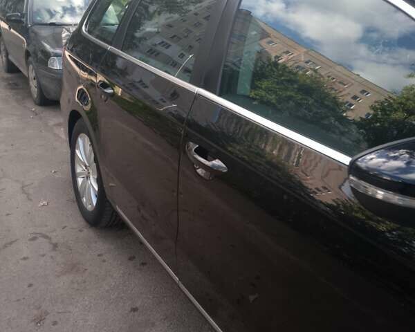 Черный Фольксваген Пассат, объемом двигателя 1.6 л и пробегом 228 тыс. км за 14000 $, фото 7 на Automoto.ua