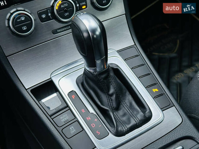 Чорний Фольксваген Пассат, об'ємом двигуна 2 л та пробігом 190 тис. км за 11500 $, фото 33 на Automoto.ua