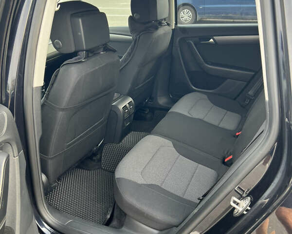 Чорний Фольксваген Пассат, об'ємом двигуна 1.6 л та пробігом 265 тис. км за 11600 $, фото 11 на Automoto.ua