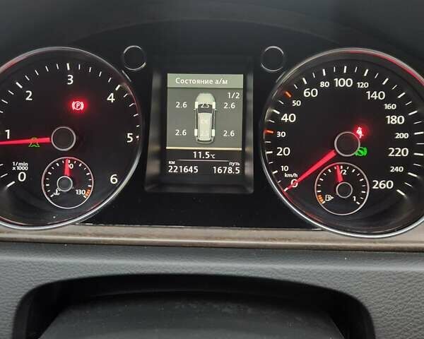 Черный Фольксваген Пассат, объемом двигателя 2 л и пробегом 221 тыс. км за 15850 $, фото 26 на Automoto.ua