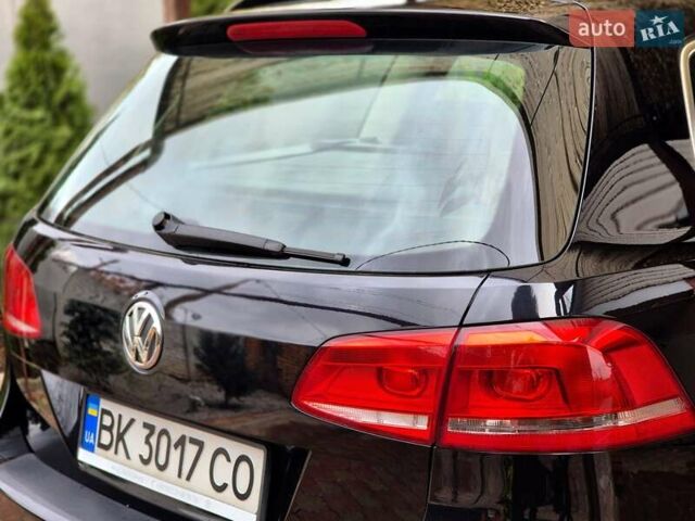 Черный Фольксваген Пассат, объемом двигателя 1.6 л и пробегом 195 тыс. км за 9700 $, фото 30 на Automoto.ua