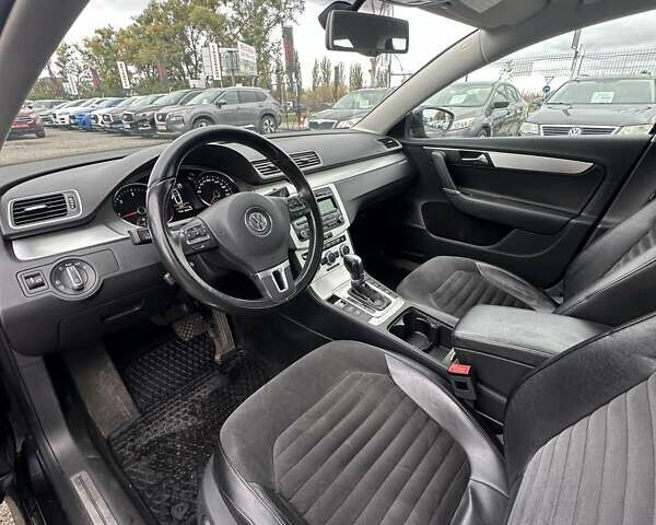 Черный Фольксваген Пассат, объемом двигателя 1.6 л и пробегом 245 тыс. км за 11999 $, фото 16 на Automoto.ua