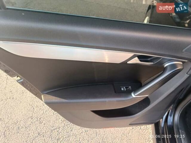 Черный Фольксваген Пассат, объемом двигателя 1.6 л и пробегом 257 тыс. км за 9200 $, фото 16 на Automoto.ua