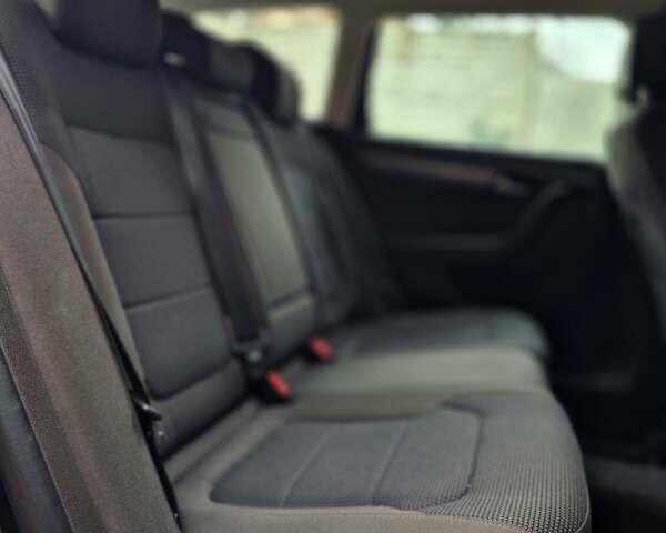 Черный Фольксваген Пассат, объемом двигателя 1.6 л и пробегом 195 тыс. км за 9700 $, фото 62 на Automoto.ua