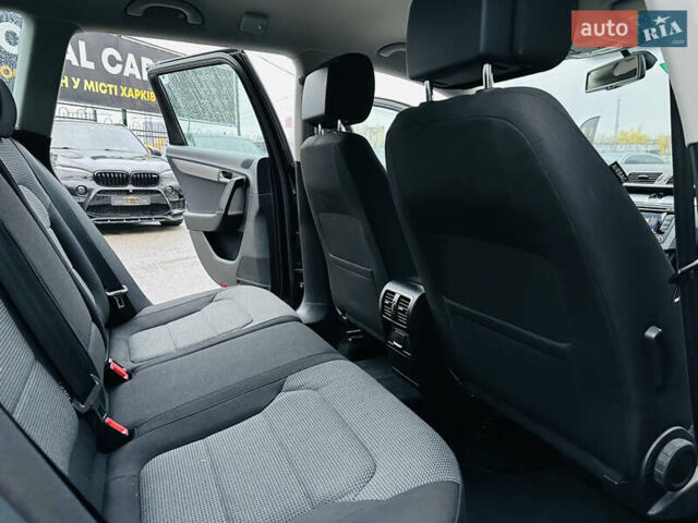 Чорний Фольксваген Пассат, об'ємом двигуна 2 л та пробігом 190 тис. км за 11500 $, фото 18 на Automoto.ua