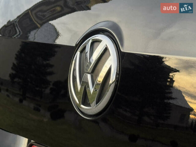 Черный Фольксваген Пассат, объемом двигателя 1.6 л и пробегом 213 тыс. км за 11900 $, фото 27 на Automoto.ua