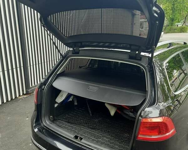 Черный Фольксваген Пассат, объемом двигателя 1.4 л и пробегом 270 тыс. км за 8500 $, фото 21 на Automoto.ua