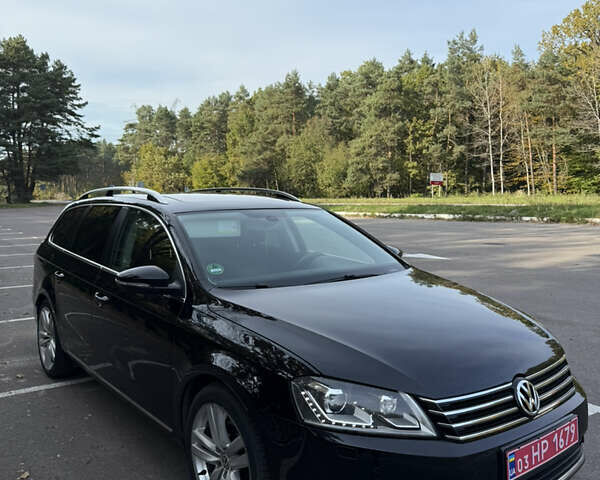 Черный Фольксваген Пассат, объемом двигателя 2 л и пробегом 243 тыс. км за 12500 $, фото 1 на Automoto.ua