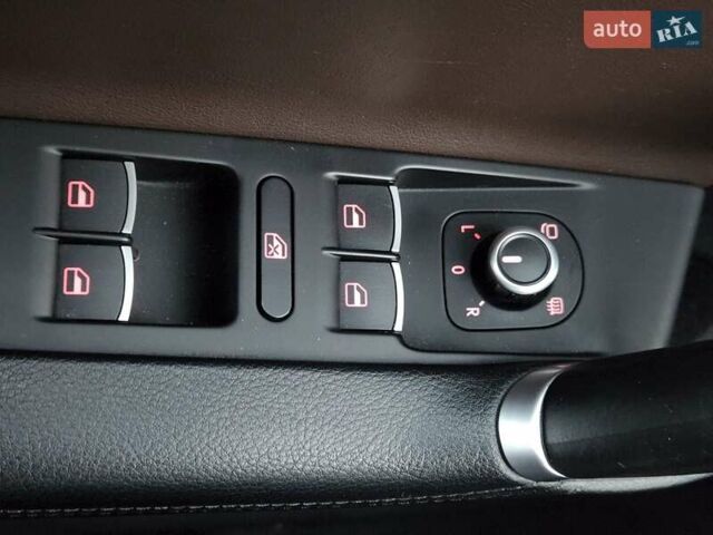 Черный Фольксваген Пассат, объемом двигателя 2 л и пробегом 221 тыс. км за 15850 $, фото 29 на Automoto.ua