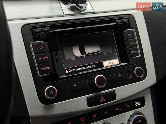 Чорний Фольксваген Пассат, об'ємом двигуна 2 л та пробігом 283 тис. км за 11300 $, фото 49 на Automoto.ua