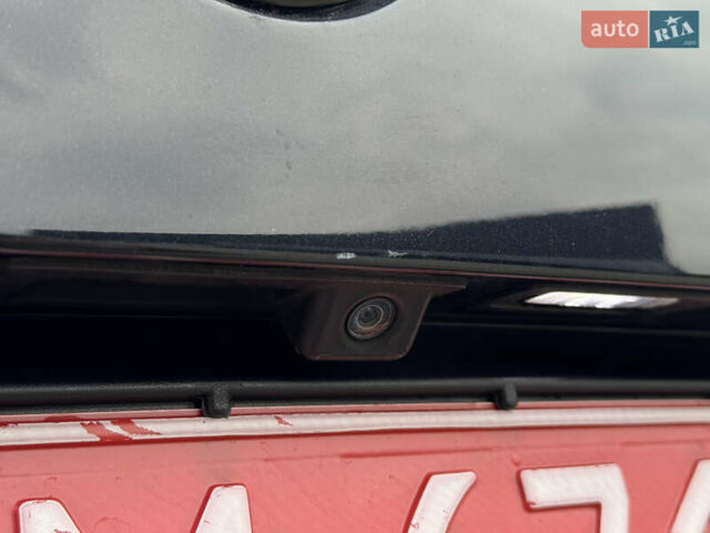 Чорний Фольксваген Пассат, об'ємом двигуна 2 л та пробігом 249 тис. км за 13200 $, фото 21 на Automoto.ua