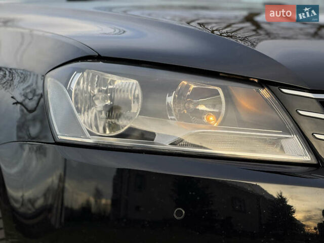 Черный Фольксваген Пассат, объемом двигателя 1.6 л и пробегом 213 тыс. км за 11900 $, фото 15 на Automoto.ua