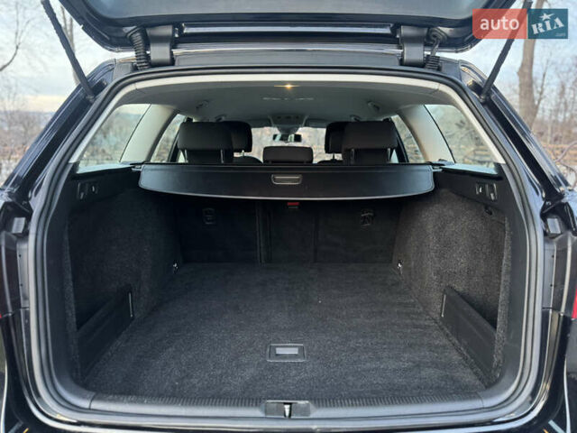 Черный Фольксваген Пассат, объемом двигателя 1.6 л и пробегом 213 тыс. км за 11900 $, фото 87 на Automoto.ua