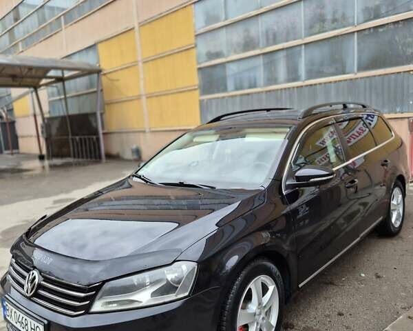 Черный Фольксваген Пассат, объемом двигателя 1.97 л и пробегом 302 тыс. км за 11599 $, фото 10 на Automoto.ua