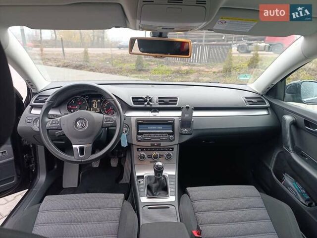 Черный Фольксваген Пассат, объемом двигателя 1.97 л и пробегом 270 тыс. км за 10700 $, фото 8 на Automoto.ua